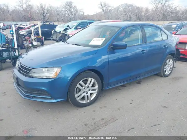 3VW2B7AJ0JM209768 2018 VOLKSWAGEN JETTA - Image 2