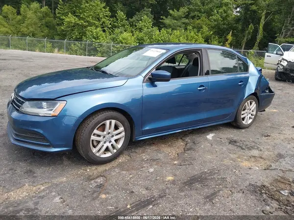 3VW2B7AJ0JM214212 2018 VOLKSWAGEN JETTA - Image 2