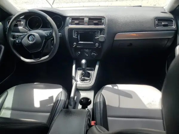 3VW2B7AJ0JM220589 2018 VOLKSWAGEN JETTA - Image 8