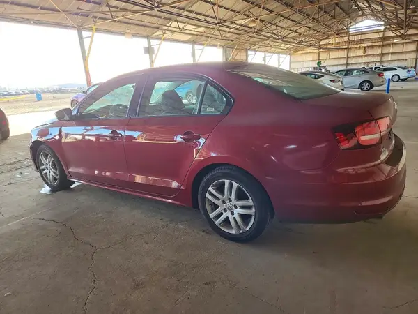 3VW2B7AJ0JM223945 2018 VOLKSWAGEN JETTA - Image 2
