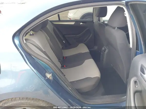 3VW2B7AJ0JM224951 2018 VOLKSWAGEN JETTA - Image 8