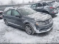 3VW2B7AJ0JM227090 2018 VOLKSWAGEN JETTA