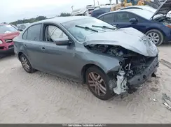 3VW2B7AJ0JM228255 2018 VOLKSWAGEN JETTA