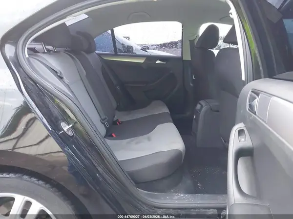 3VW2B7AJ0JM244519 2018 VOLKSWAGEN JETTA - Image 8