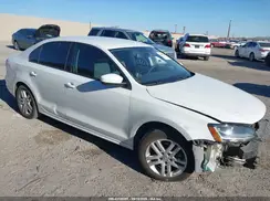 3VW2B7AJ0JM244844 2018 VOLKSWAGEN JETTA
