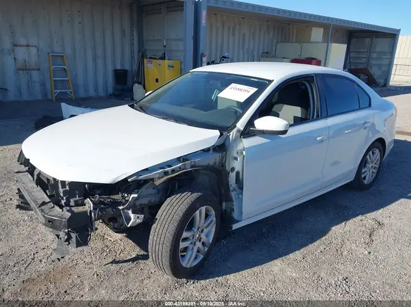 3VW2B7AJ0JM244844 2018 VOLKSWAGEN JETTA - Image 2