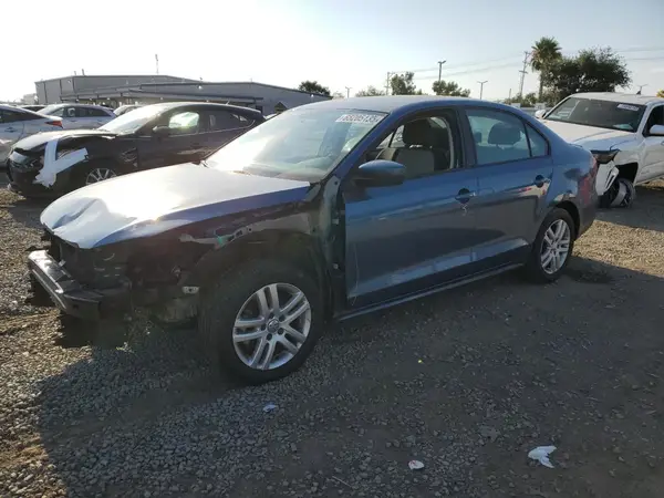 3VW2B7AJ0JM251776 2018 VOLKSWAGEN JETTA - Image 1
