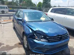 3VW2B7AJ0JM258131 2018 VOLKSWAGEN JETTA