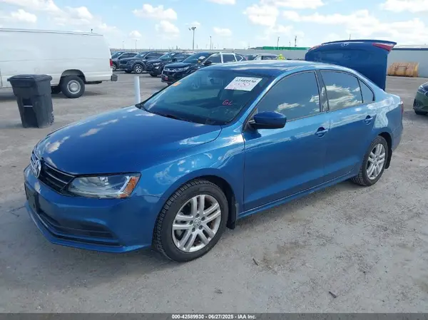3VW2B7AJ0JM259618 2018 VOLKSWAGEN JETTA - Image 2