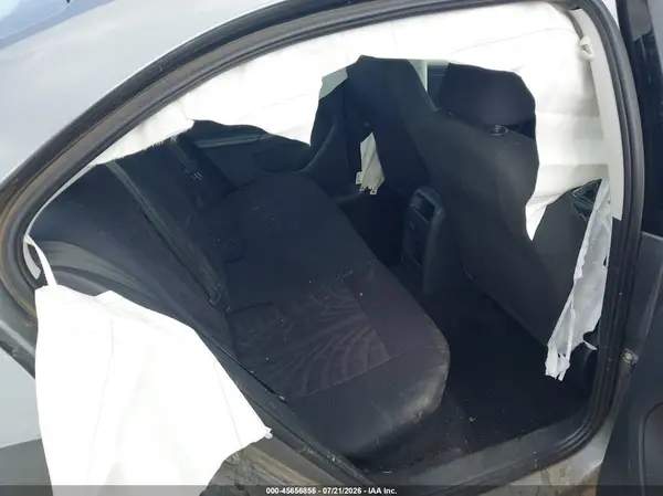 3VW2B7AJ0JM260381 2018 VOLKSWAGEN JETTA - Image 8