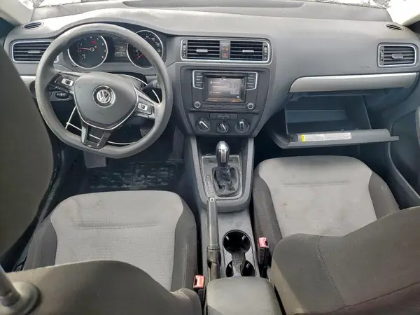 3VW2B7AJ1HM213015 2017 VOLKSWAGEN JETTA - Image 8