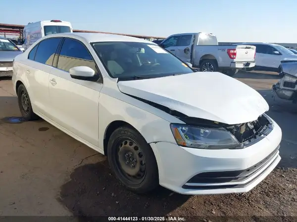 3VW2B7AJ1HM218649 2017 VOLKSWAGEN JETTA - Image 1