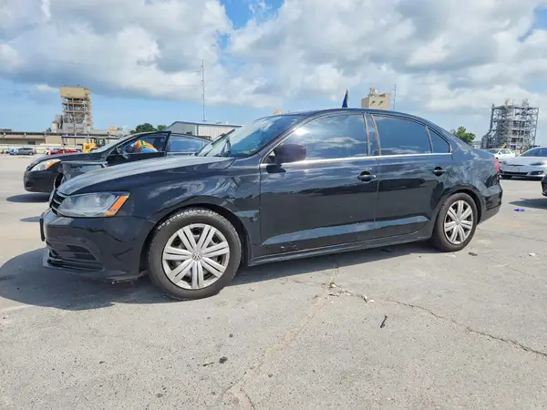 3VW2B7AJ1HM227156 2017 VOLKSWAGEN JETTA - Image 1