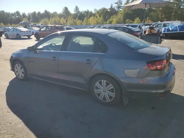 3VW2B7AJ1HM239985 2017 VOLKSWAGEN JETTA - Image 2