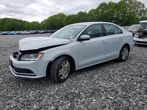 3VW2B7AJ1HM246015 2017 VOLKSWAGEN JETTA - Image 1