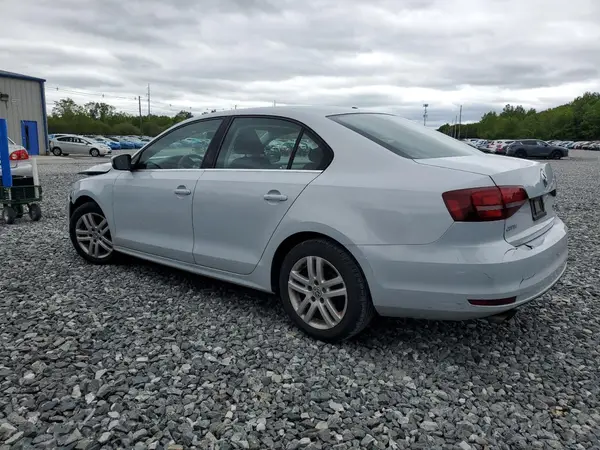 3VW2B7AJ1HM246015 2017 VOLKSWAGEN JETTA - Image 2