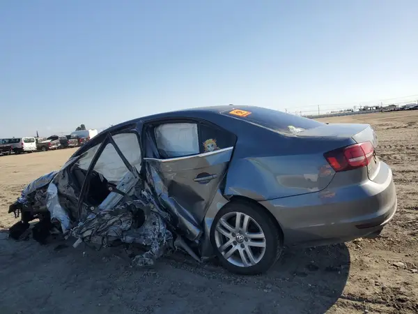 3VW2B7AJ1HM252896 2017 VOLKSWAGEN JETTA - Image 2