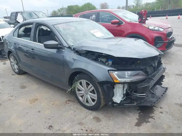 3VW2B7AJ1HM253059 2017 VOLKSWAGEN JETTA - Image 1