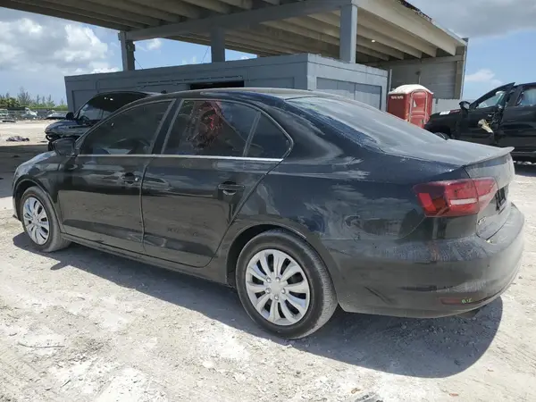 3VW2B7AJ1HM274395 2017 VOLKSWAGEN JETTA - Image 2