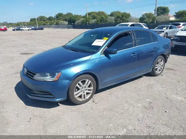 3VW2B7AJ1HM274820 2017 VOLKSWAGEN JETTA - Image 2