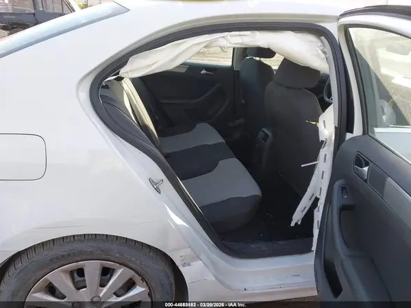 3VW2B7AJ1HM277880 2017 VOLKSWAGEN JETTA - Image 8
