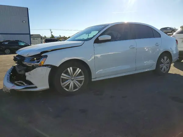 3VW2B7AJ1HM277913 2017 VOLKSWAGEN JETTA - Image 1