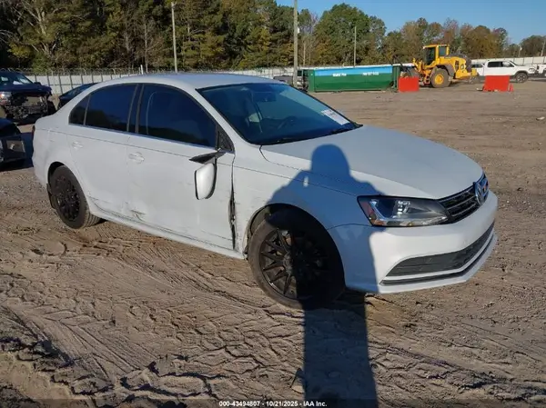 3VW2B7AJ1HM278754 2017 VOLKSWAGEN JETTA - Image 1