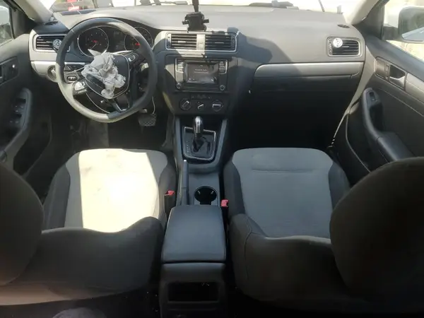 3VW2B7AJ1HM279984 2017 VOLKSWAGEN JETTA - Image 8