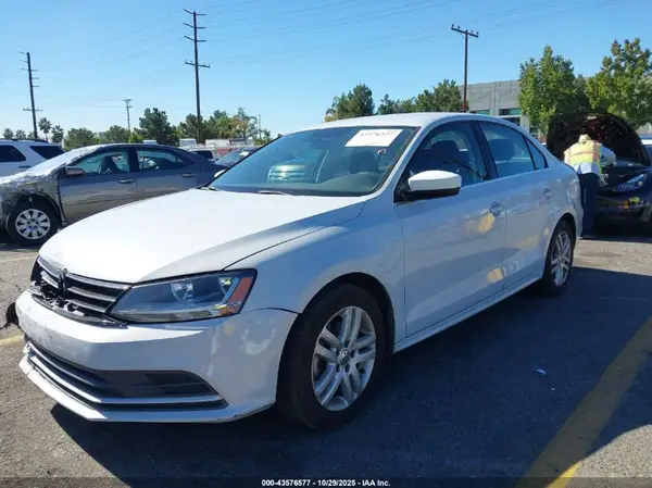 3VW2B7AJ1HM286045 2017 VOLKSWAGEN JETTA - Image 2