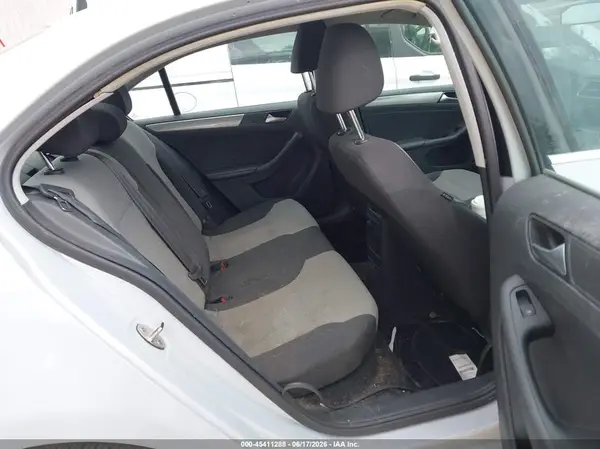 3VW2B7AJ1HM307363 2017 VOLKSWAGEN JETTA - Image 8
