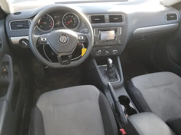 3VW2B7AJ1HM310411 2017 VOLKSWAGEN JETTA - Image 8