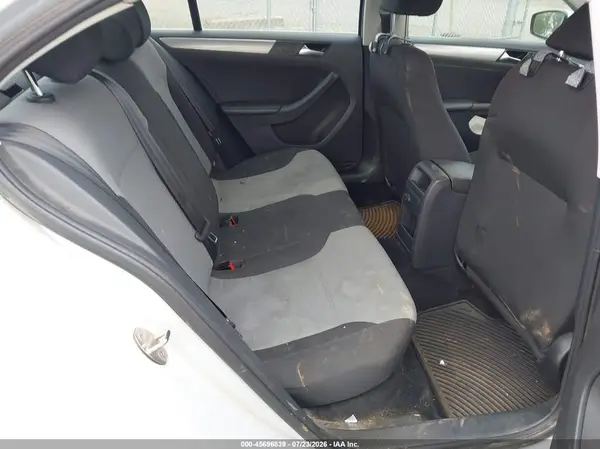 3VW2B7AJ1HM325202 2017 VOLKSWAGEN JETTA - Image 8