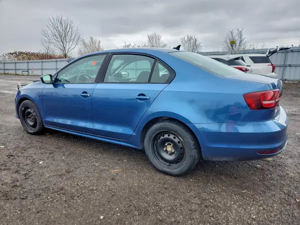 3VW2B7AJ1HM326253 2017 VOLKSWAGEN JETTA - Image 2