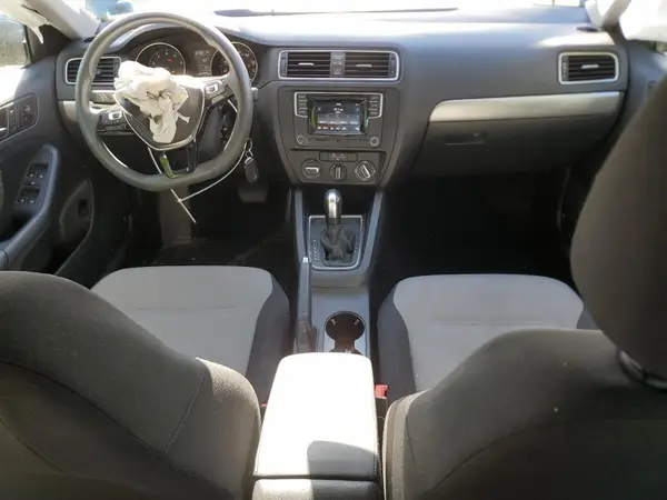 3VW2B7AJ1HM329105 2017 VOLKSWAGEN JETTA - Image 8