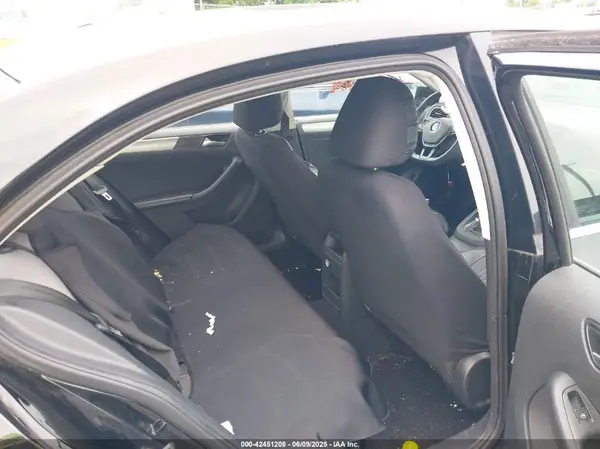 3VW2B7AJ1HM329847 2017 VOLKSWAGEN JETTA - Image 8