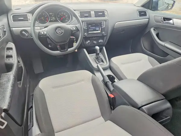 3VW2B7AJ1HM336569 2017 VOLKSWAGEN JETTA - Image 8