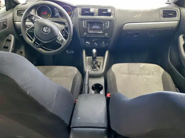 3VW2B7AJ1HM339651 2017 VOLKSWAGEN JETTA - Image 8