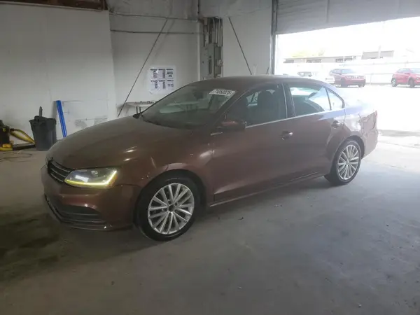 3VW2B7AJ1HM340752 2017 VOLKSWAGEN JETTA - Image 1