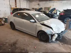 3VW2B7AJ1HM350911 2017 VOLKSWAGEN JETTA