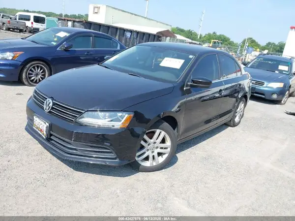 3VW2B7AJ1HM358961 2017 VOLKSWAGEN JETTA - Image 2