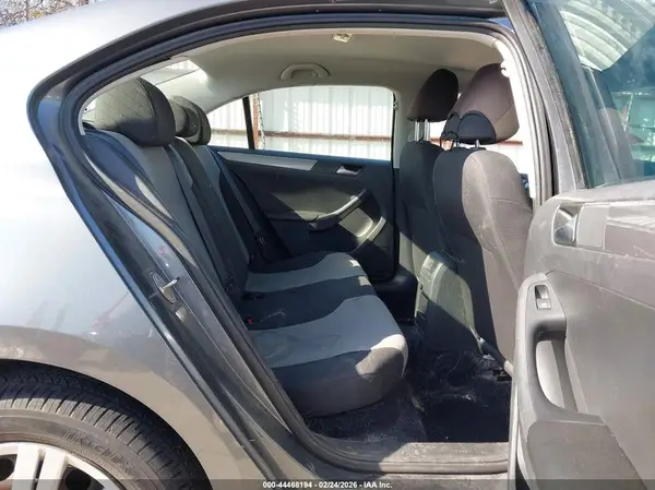 3VW2B7AJ1HM360841 2017 VOLKSWAGEN JETTA - Image 8