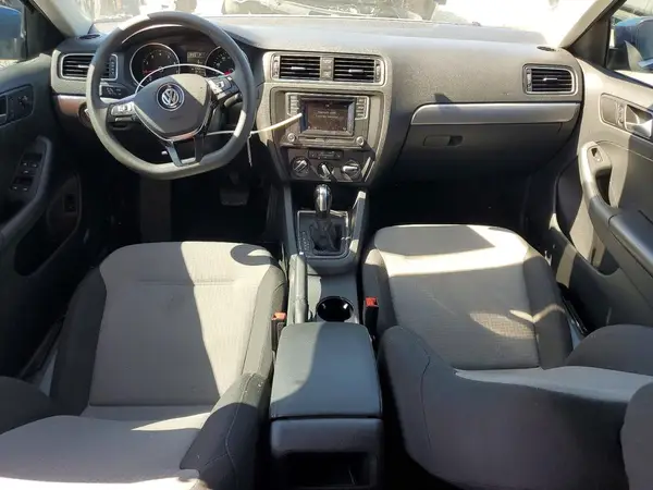 3VW2B7AJ1HM373704 2017 VOLKSWAGEN JETTA - Image 8