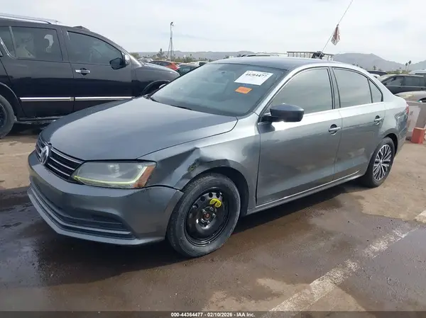 3VW2B7AJ1HM377882 2017 VOLKSWAGEN JETTA - Image 2