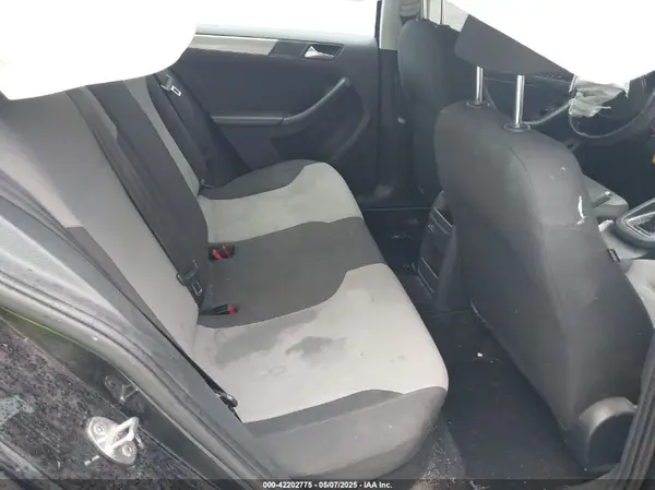 3VW2B7AJ1HM380152 2017 VOLKSWAGEN JETTA - Image 8