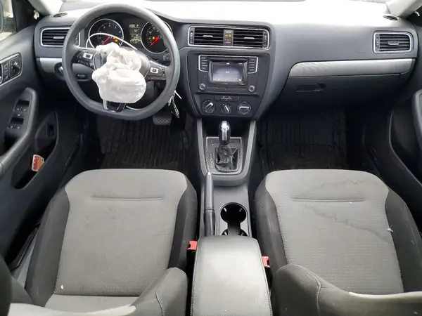 3VW2B7AJ1HM380393 2017 VOLKSWAGEN JETTA - Image 8
