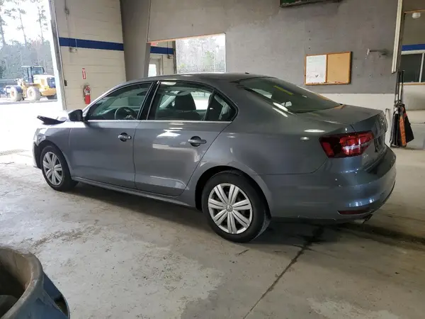 3VW2B7AJ1HM384329 2017 VOLKSWAGEN JETTA - Image 2