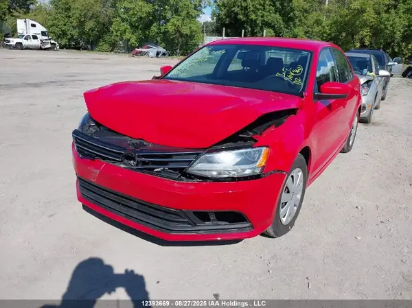 3VW2B7AJ1HM393760 2017 VOLKSWAGEN JETTA - Image 2
