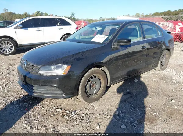 3VW2B7AJ1HM400139 2017 VOLKSWAGEN JETTA - Image 2