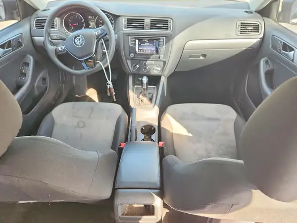 3VW2B7AJ1HM408466 2017 VOLKSWAGEN JETTA - Image 8