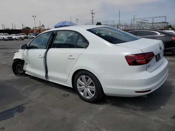 3VW2B7AJ1HM410590 2017 VOLKSWAGEN JETTA - Image 2